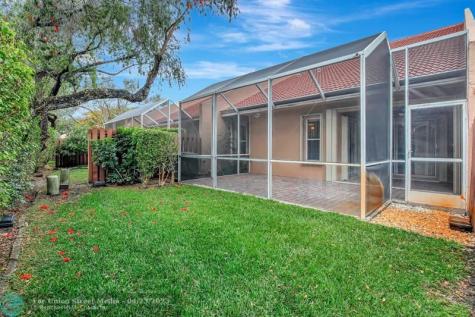 9720 Malvern Drive Tamarac FL 33321