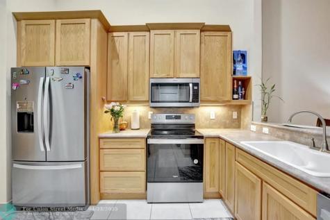 9720 Malvern Drive Tamarac FL 33321