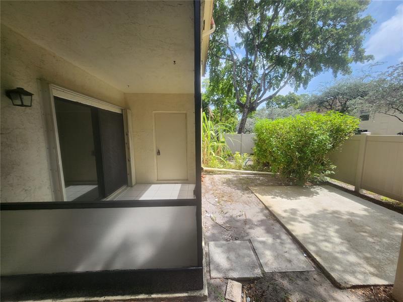 138 S Cypress Road Pompano Beach FL 33060