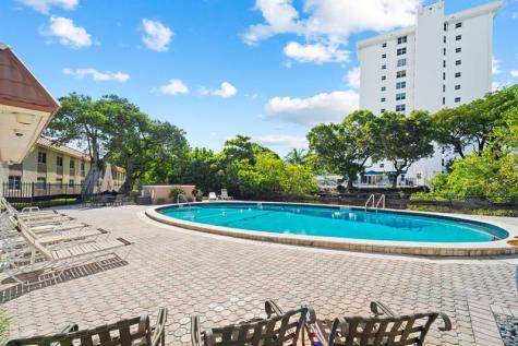 12 NE 19th Court Wilton Manors FL 33305