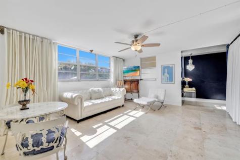 1811 Jefferson Street Hollywood FL 33020