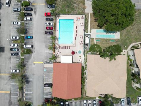 7673 Tahiti Lane Lake Worth FL 33467