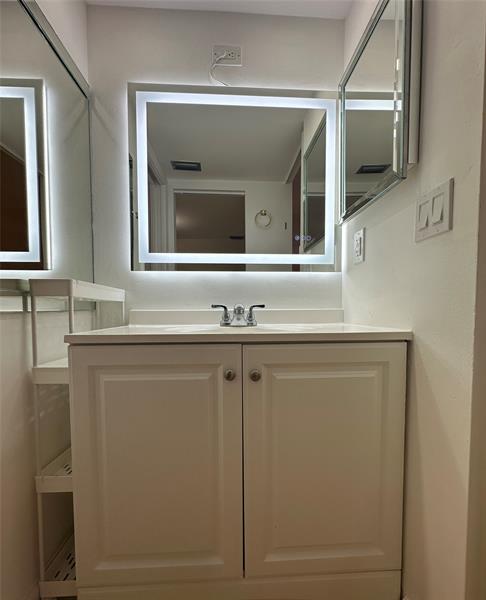 7673 Tahiti Lane Lake Worth FL 33467