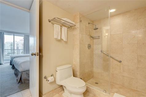 2670 E Sunrise Boulevard Fort Lauderdale FL 33304