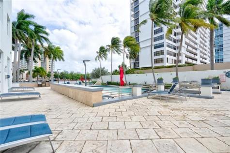 2670 E Sunrise Boulevard Fort Lauderdale FL 33304