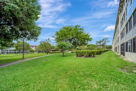 13250 SW 7th Court Pembroke Pines FL 33027
