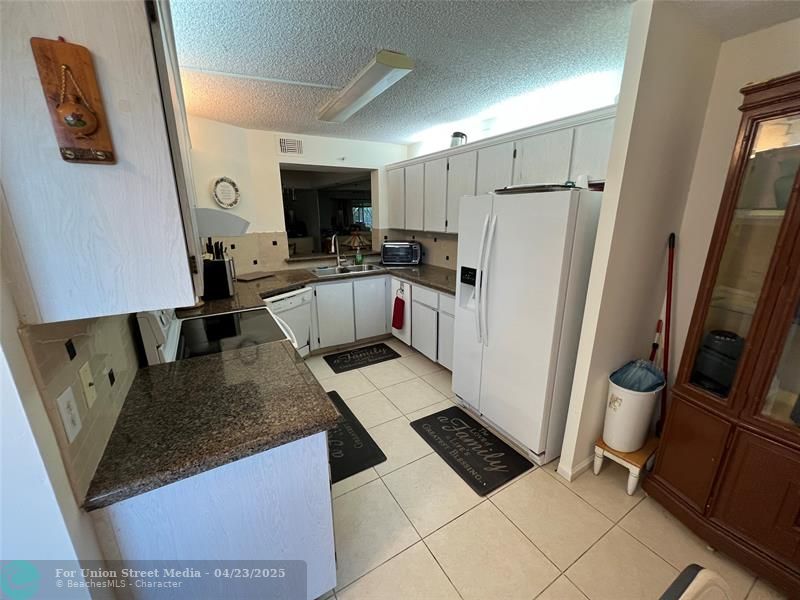 9260 SW 14 Street Boca Raton FL 33428