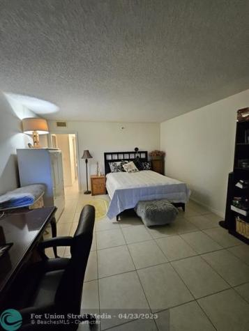 9260 SW 14 Street Boca Raton FL 33428