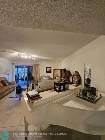 9260 SW 14 Street Boca Raton FL 33428