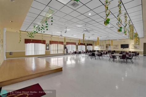 9260 SW 14 Street Boca Raton FL 33428