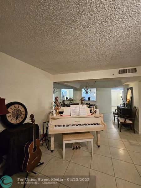 9260 SW 14 Street Boca Raton FL 33428