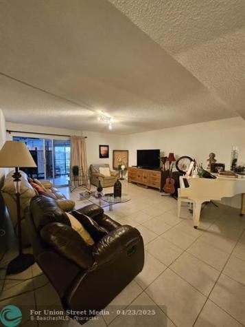 9260 SW 14 Street Boca Raton FL 33428