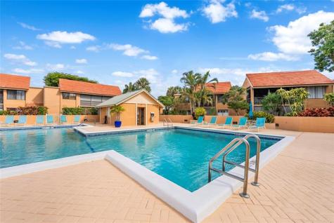 11205 Green Lake 204 Drive Boynton Beach FL 33437