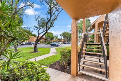 11205 Green Lake 204 Drive Boynton Beach FL 33437