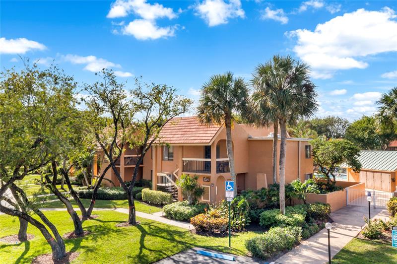 11205 Green Lake 204 Drive Boynton Beach FL 33437