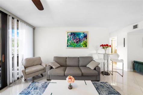 11205 Green Lake 204 Drive Boynton Beach FL 33437