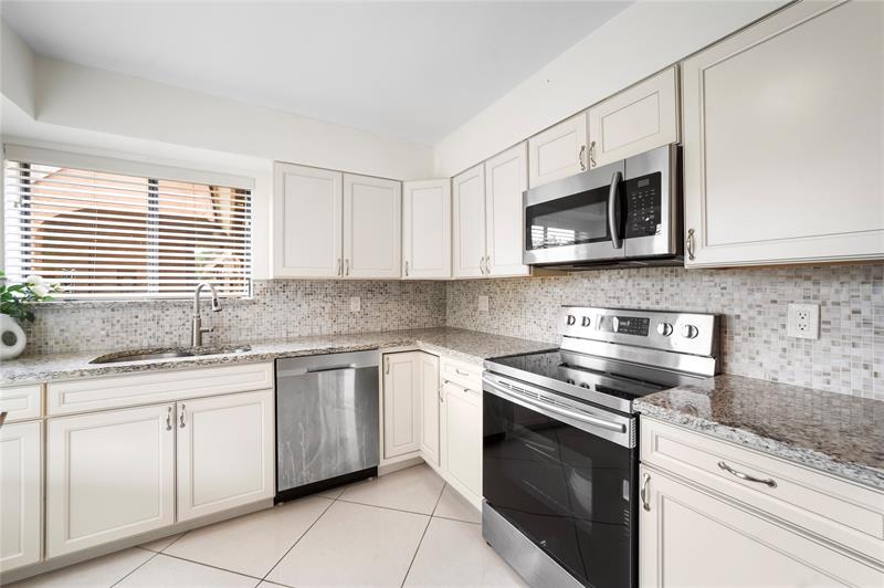 11205 Green Lake 204 Drive Boynton Beach FL 33437