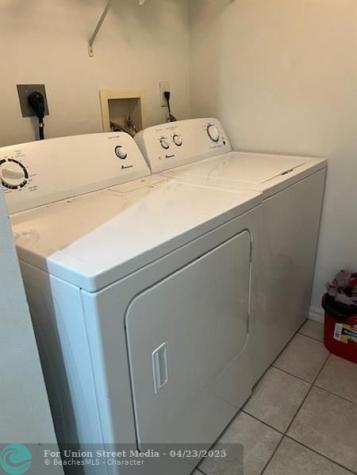 201 Villa Circle Boynton Beach FL 33435