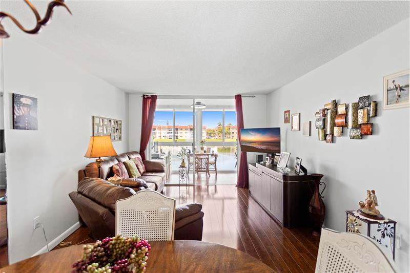 2801 N Pine Island Road Sunrise FL 33322