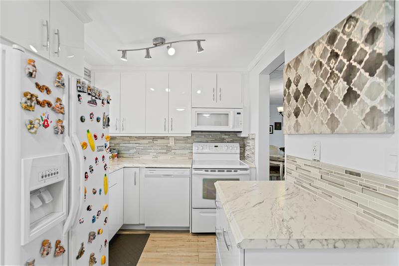 2801 N Pine Island Road Sunrise FL 33322