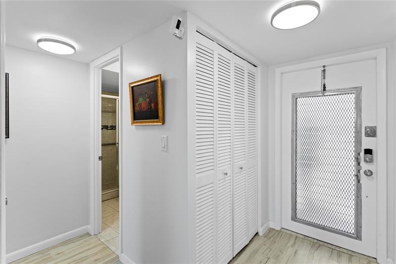 2801 N Pine Island Road Sunrise FL 33322