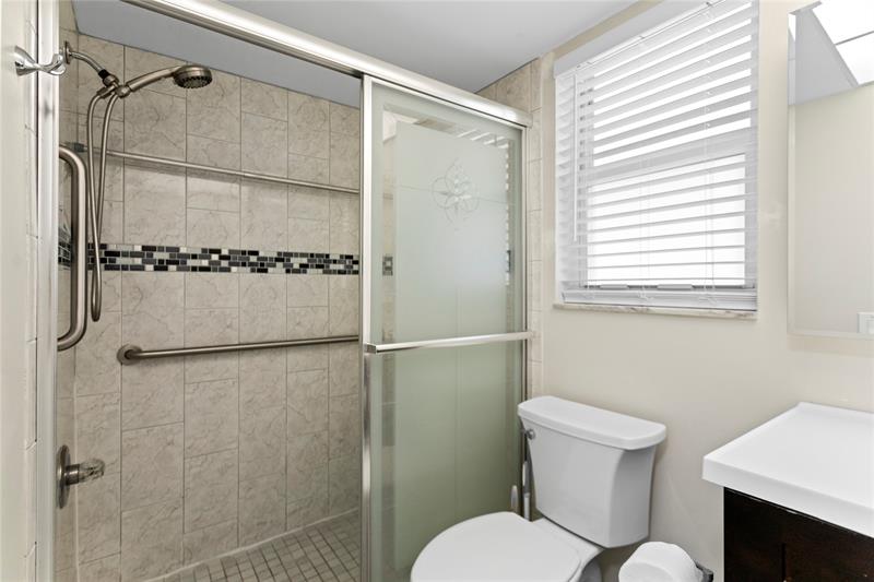 2801 N Pine Island Road Sunrise FL 33322