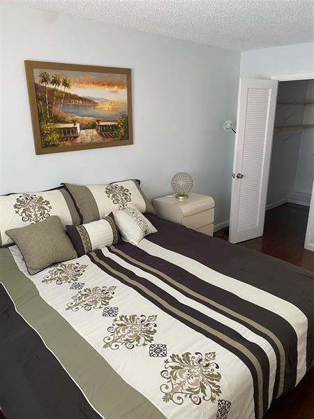 2801 N Pine Island Road Sunrise FL 33322