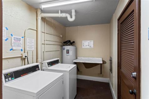 2801 N Pine Island Road Sunrise FL 33322