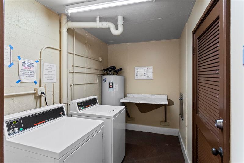 2801 N Pine Island Road Sunrise FL 33322