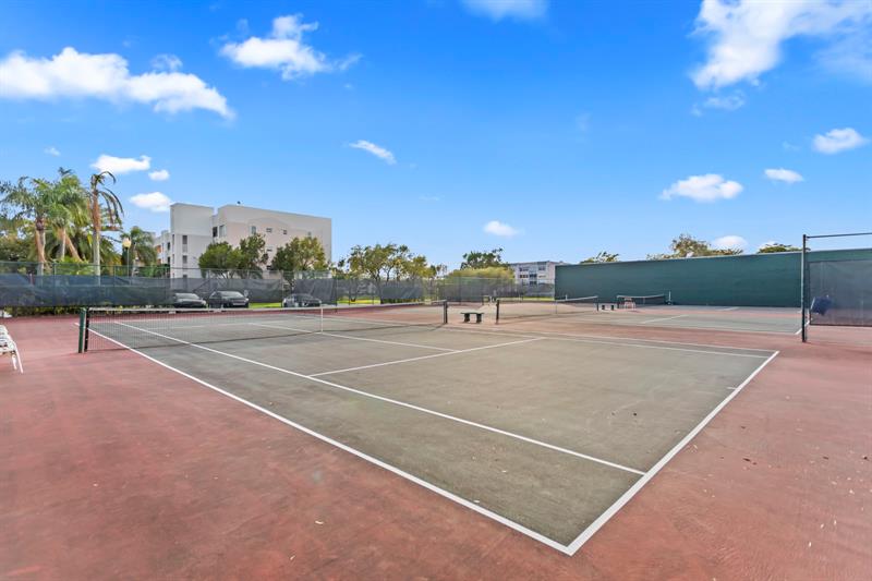 2801 N Pine Island Road Sunrise FL 33322