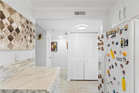 2801 N Pine Island Road Sunrise FL 33322