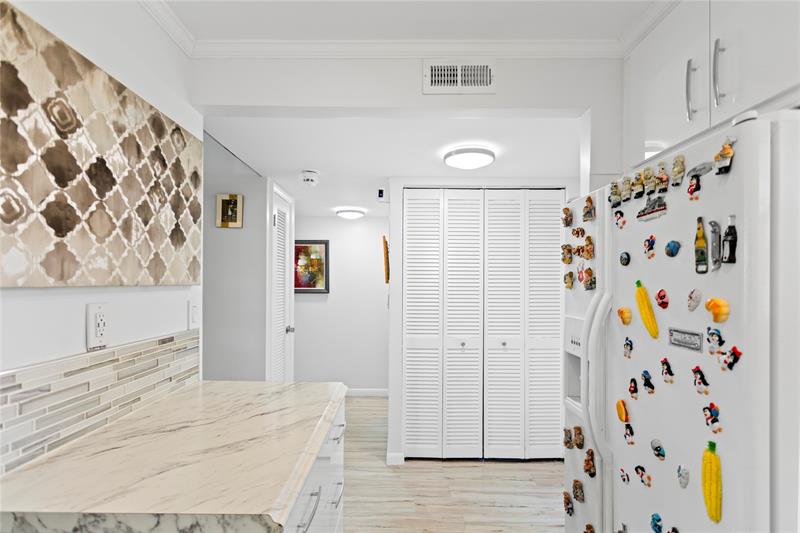 2801 N Pine Island Road Sunrise FL 33322