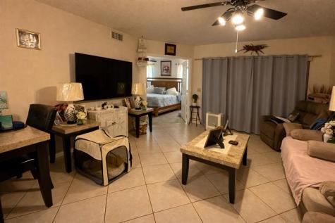 10382 NW 24th Place Sunrise FL 33322