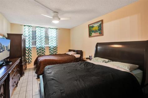 3120 Holiday Springs Boulevard Margate FL 33063
