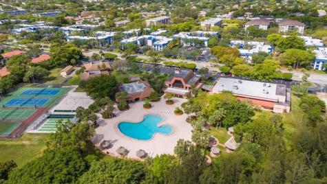 3120 Holiday Springs Boulevard Margate FL 33063