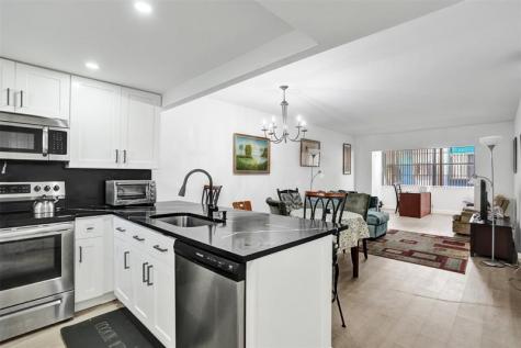 3120 Holiday Springs Boulevard Margate FL 33063