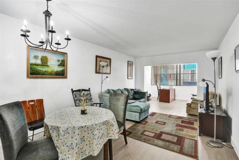 3120 Holiday Springs Boulevard Margate FL 33063