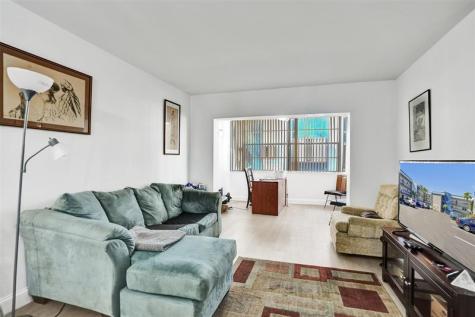 3120 Holiday Springs Boulevard Margate FL 33063