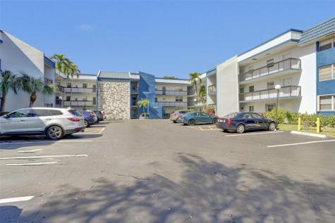 3120 Holiday Springs Boulevard Margate FL 33063
