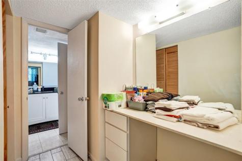 3120 Holiday Springs Boulevard Margate FL 33063
