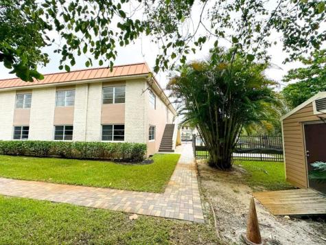 12 NE 19th Court Wilton Manors FL 33305