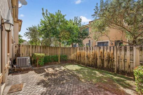 8435 Blue Cove Way Parkland FL 33076