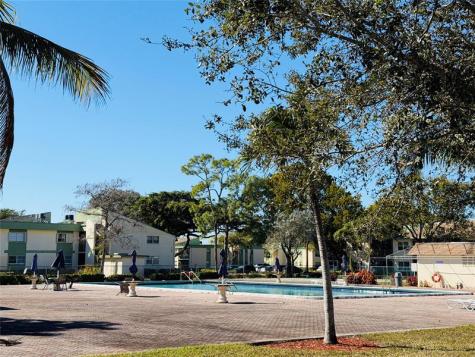 4118 NW 88th Avenue Coral Springs FL 33065