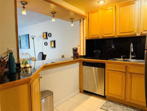 4118 NW 88th Avenue Coral Springs FL 33065