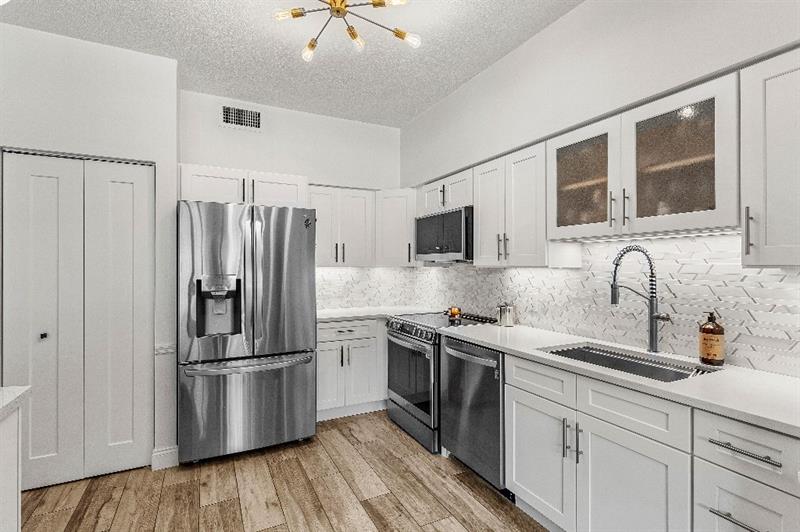 5780 Coach House Circle Boca Raton FL 33486