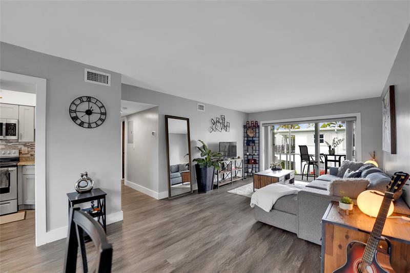 2161 NE 42nd Court Lighthouse Point FL 33064