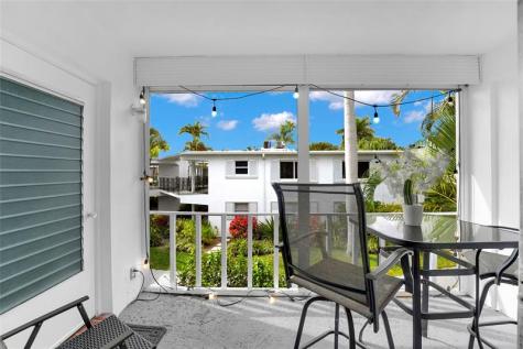 2161 NE 42nd Court Lighthouse Point FL 33064