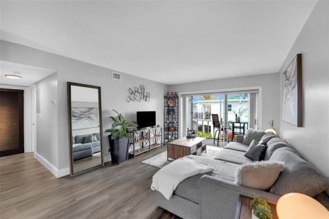 2161 NE 42nd Court Lighthouse Point FL 33064
