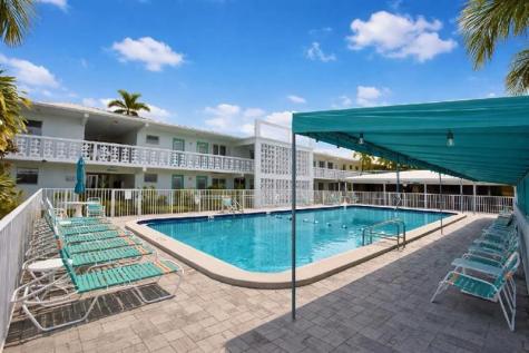 2161 NE 42nd Court Lighthouse Point FL 33064