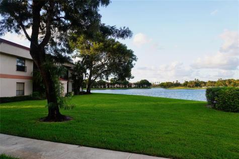 2760 Carambola Circle S Coconut Creek FL 33066